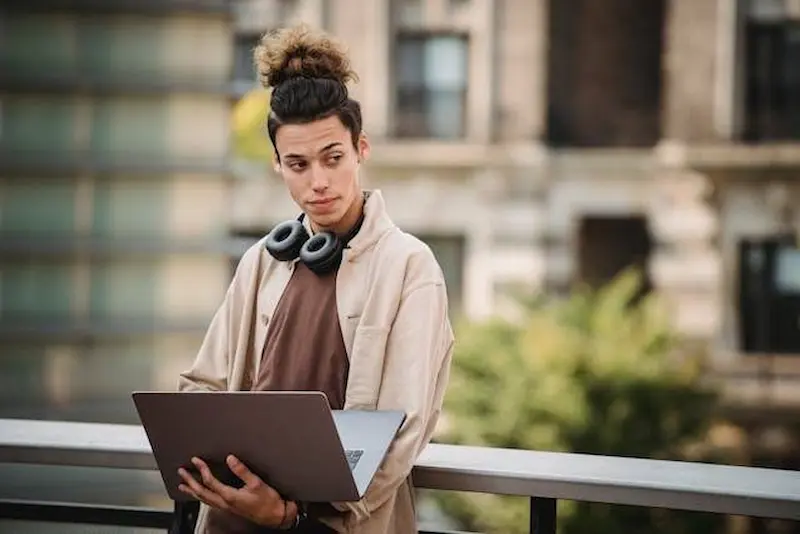 How to Make Your Instagram Caption More Personal