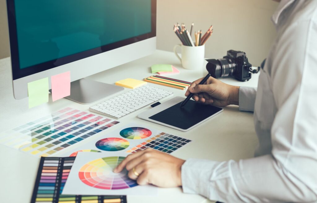 How To Choose The Right Graphic Design Agency - Branded Poetry