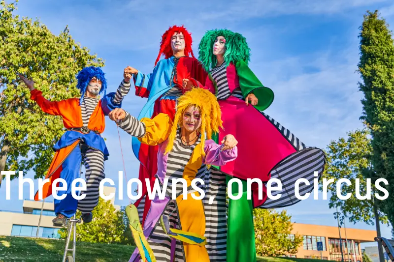 three clowns, one circus (1)